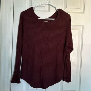 Silence and Noise long sleeve top size Small